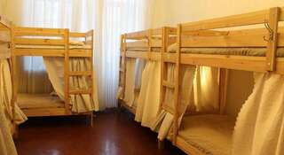 Гостиница Амиго Маяковская Москва Односпальная кровать в общем номере с 10 кроватями-7